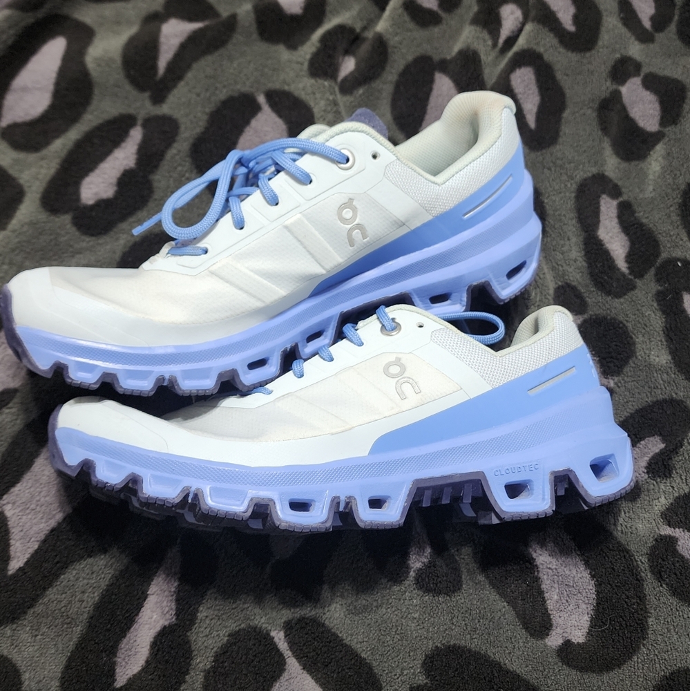 Brand new ON running shoes